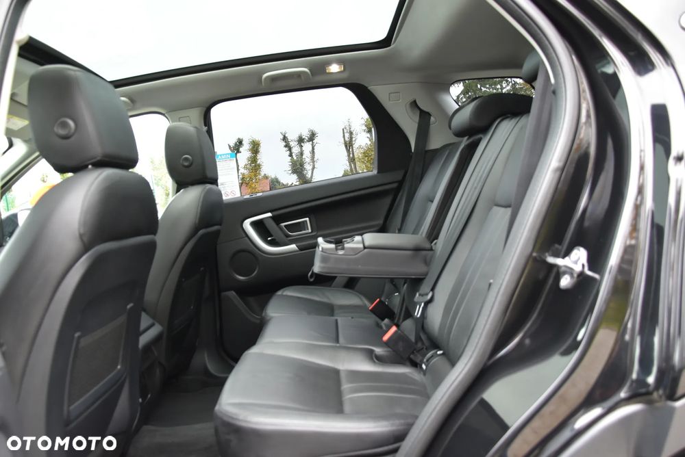 Land Rover Discovery Sport TD4 HSE - 12