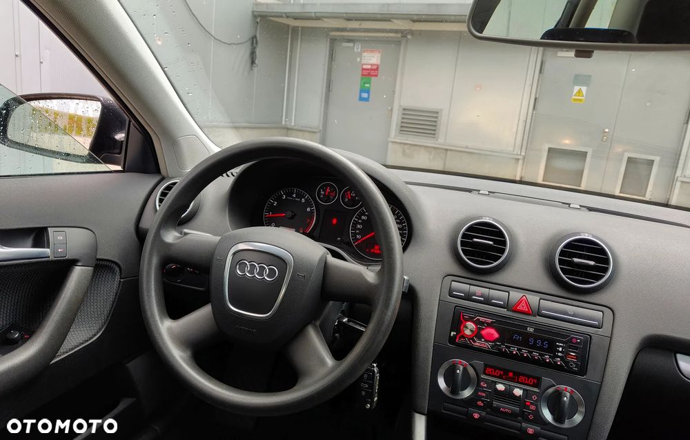 Audi A3 Sportback - 18