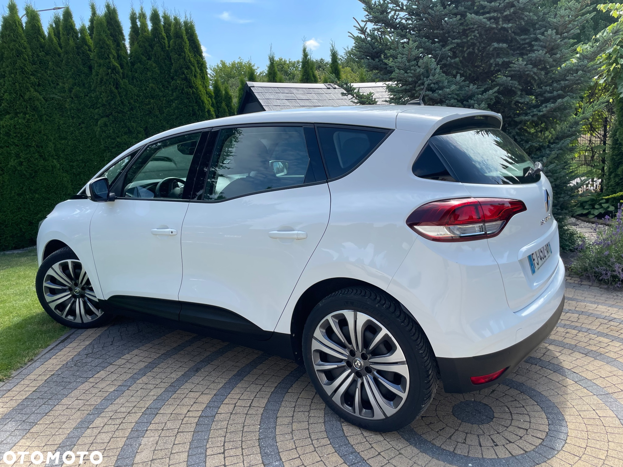 Renault Scenic 1.7 Blue dCi Zen - 27