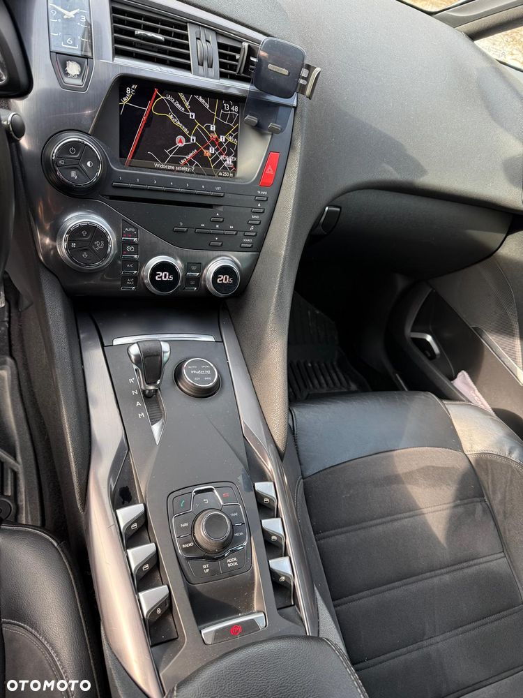 Citroën DS5 2.0 HDi Hybrid4 SoChic MCP - 9