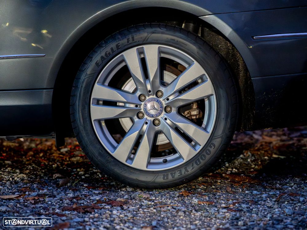 Mercedes-Benz E 200 CGi Elegance BlueEfficiency Auto - 8