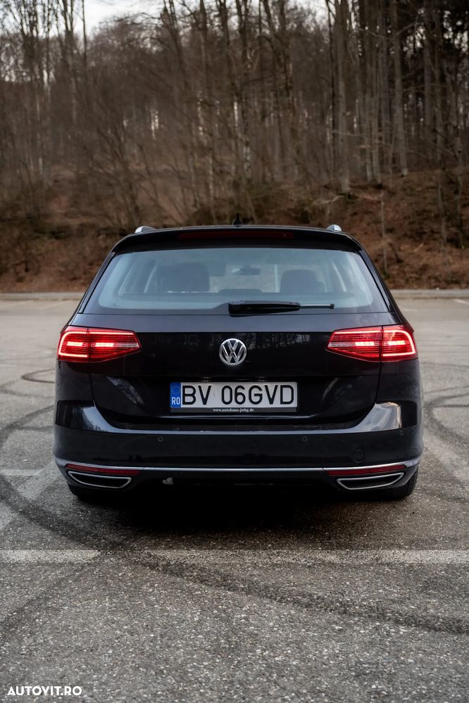 Volkswagen Passat 2.0 TDI SCR 4Motion DSG Highline - 10