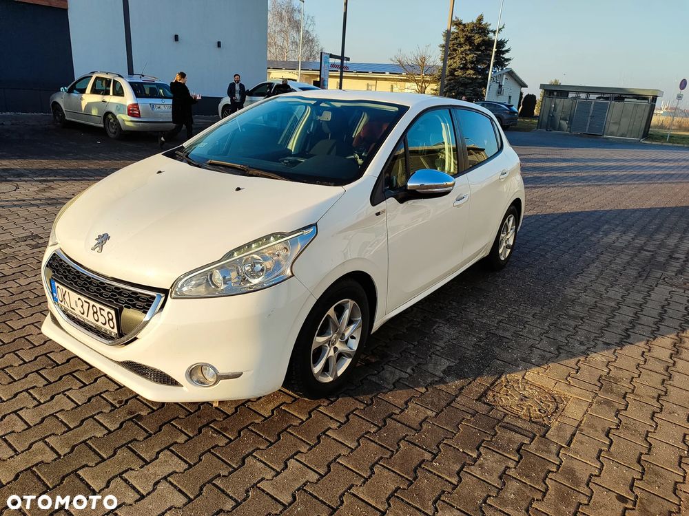 Peugeot 208 1.2 PureTech Active - 1