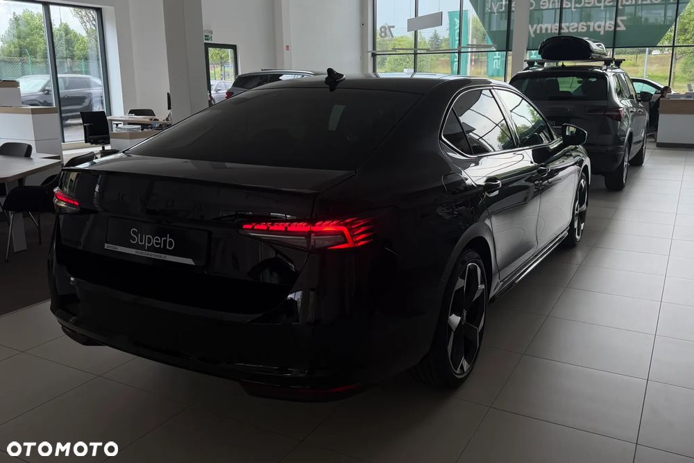 Skoda Superb 2.0 TSI Sportline DSG - 7