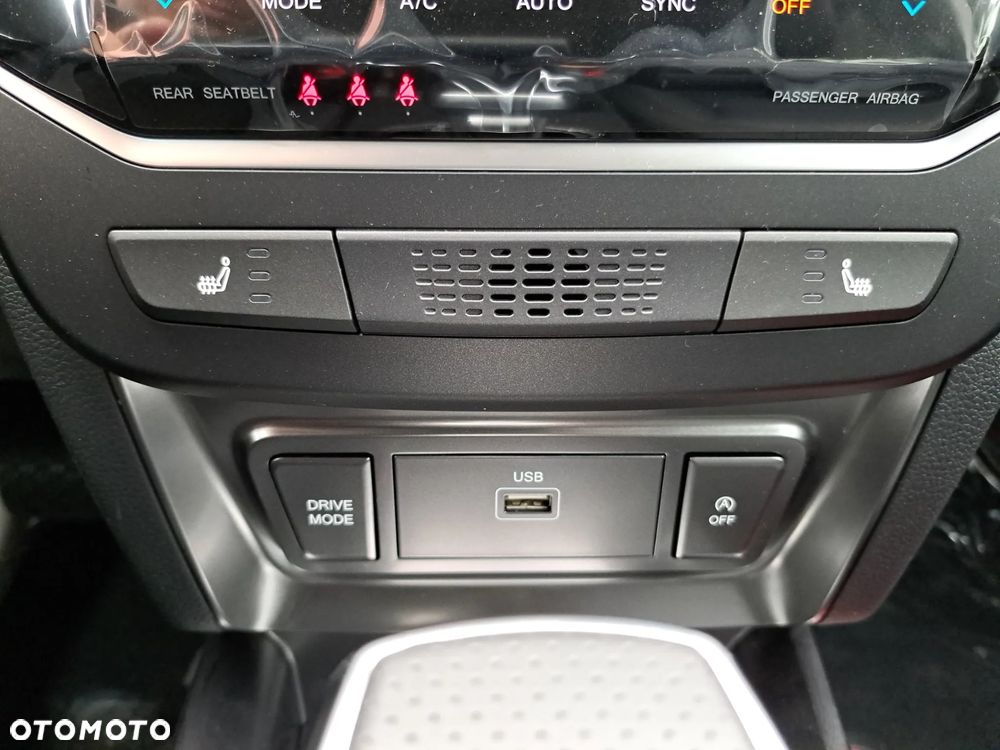 SsangYong/KGM Tivoli - 17
