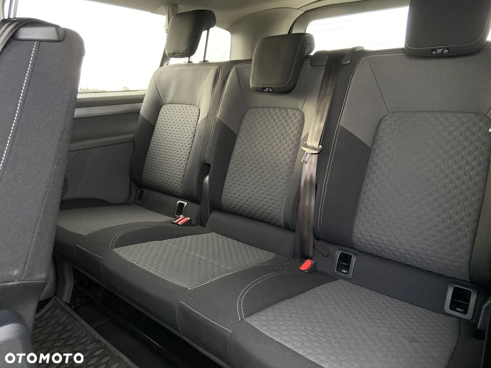 Volkswagen Transporter Caravelle Lang DSG - 19