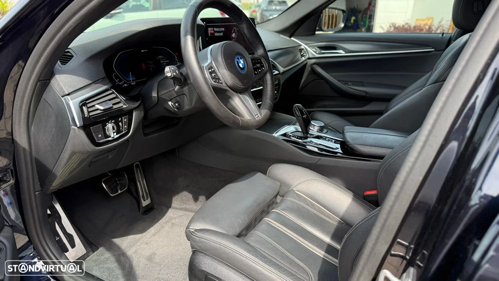 BMW 530 e Pack Desportivo M - 18