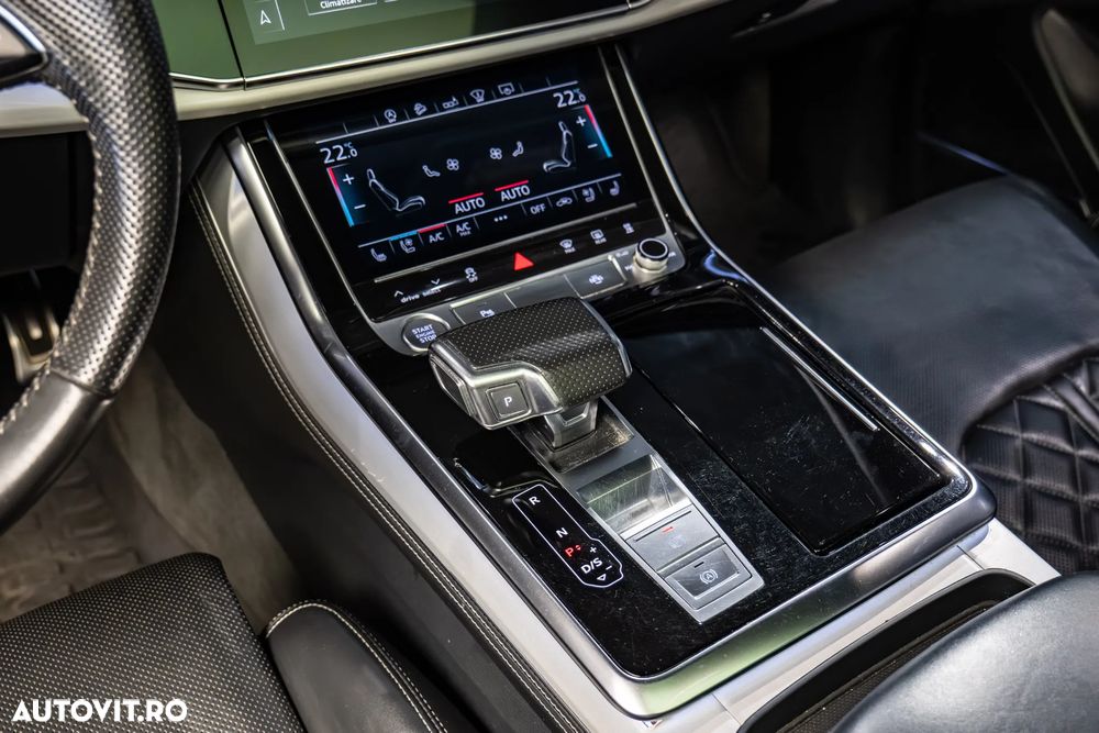 Audi Q8 - 16