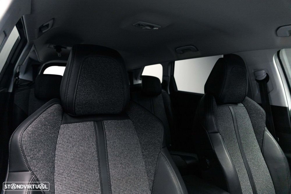 Peugeot 5008 1.5 BlueHDi Allure EAT8 - 23