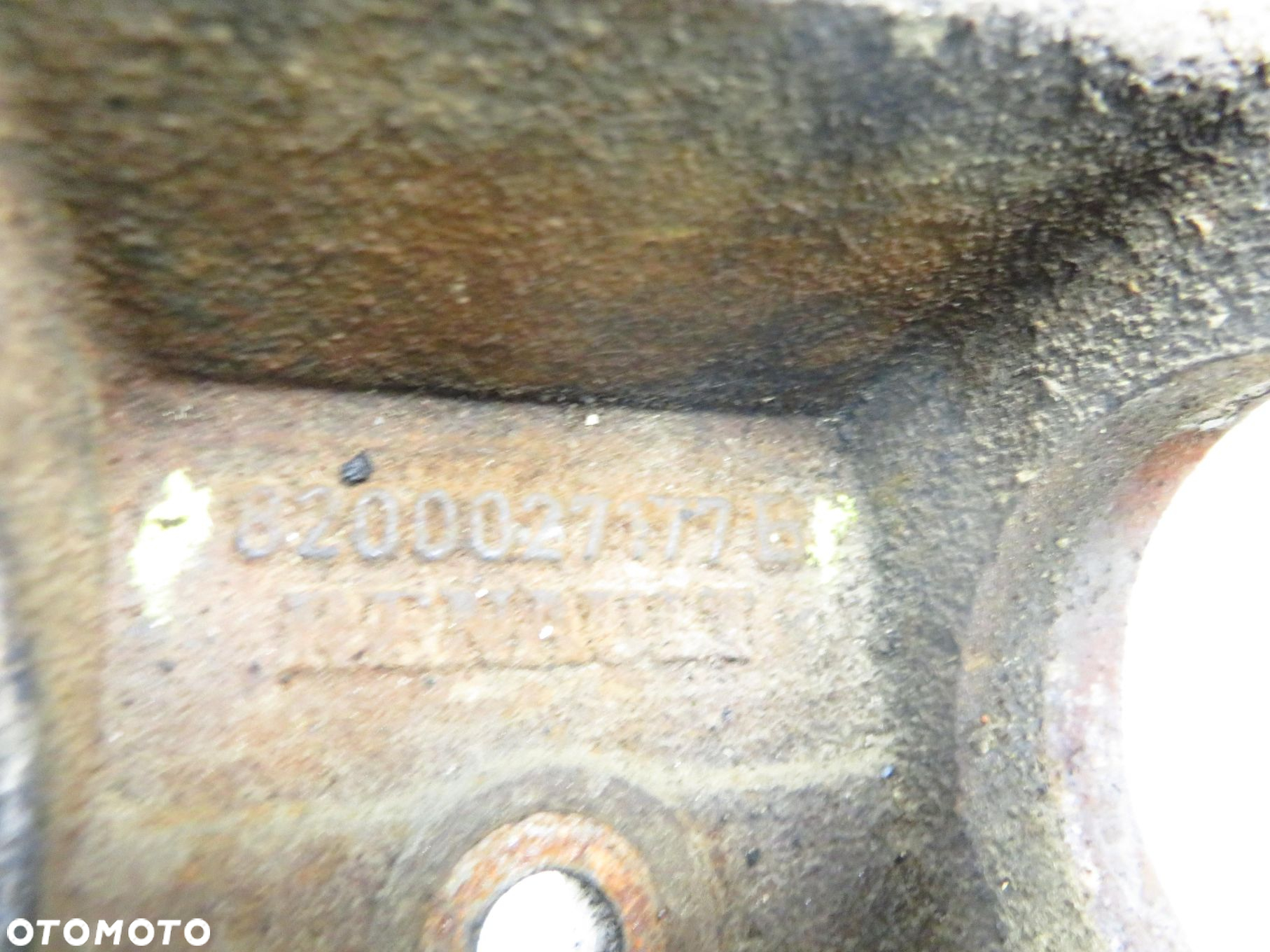PODPORA PÓŁOSI RENAULT MASTER II (FD) 2.5 dCi 120 - G9U 754 8200027177B - 3