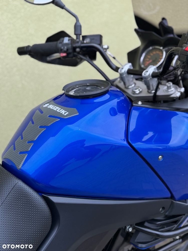 Suzuki DL - 16