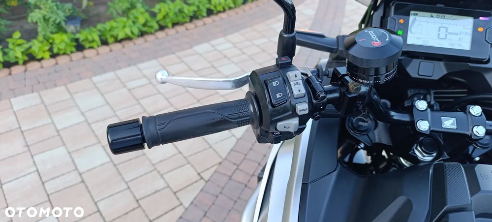 Honda NC - 12