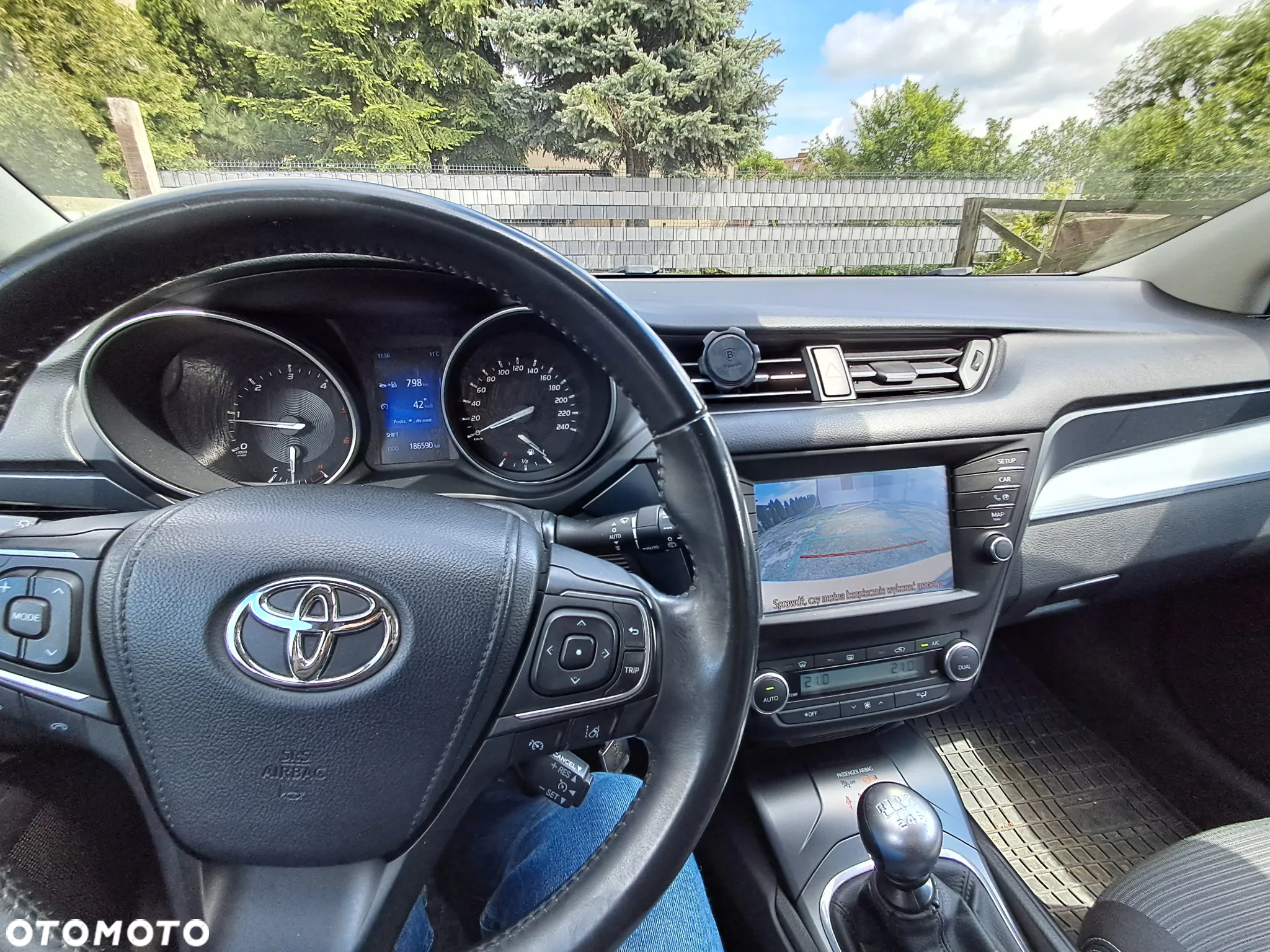 Toyota Avensis 2.0 D-4D Premium - 9