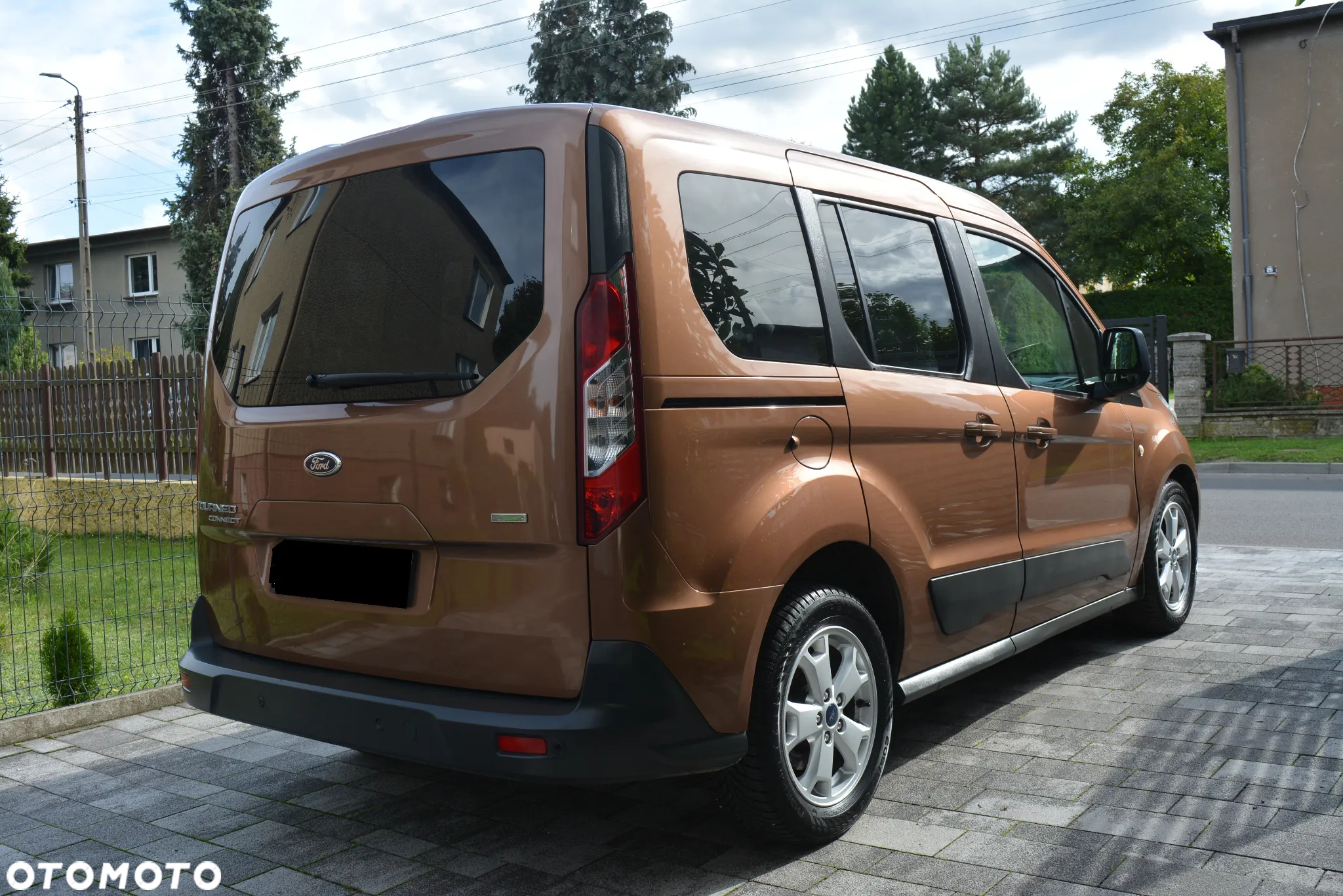 Ford Tourneo Connect 1.0 EcoBoost Start-Stop Titanium - 32
