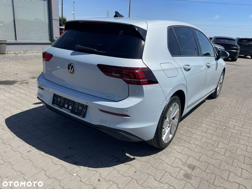 Volkswagen Golf 1.5 eTSI mHEV Life DSG - 4