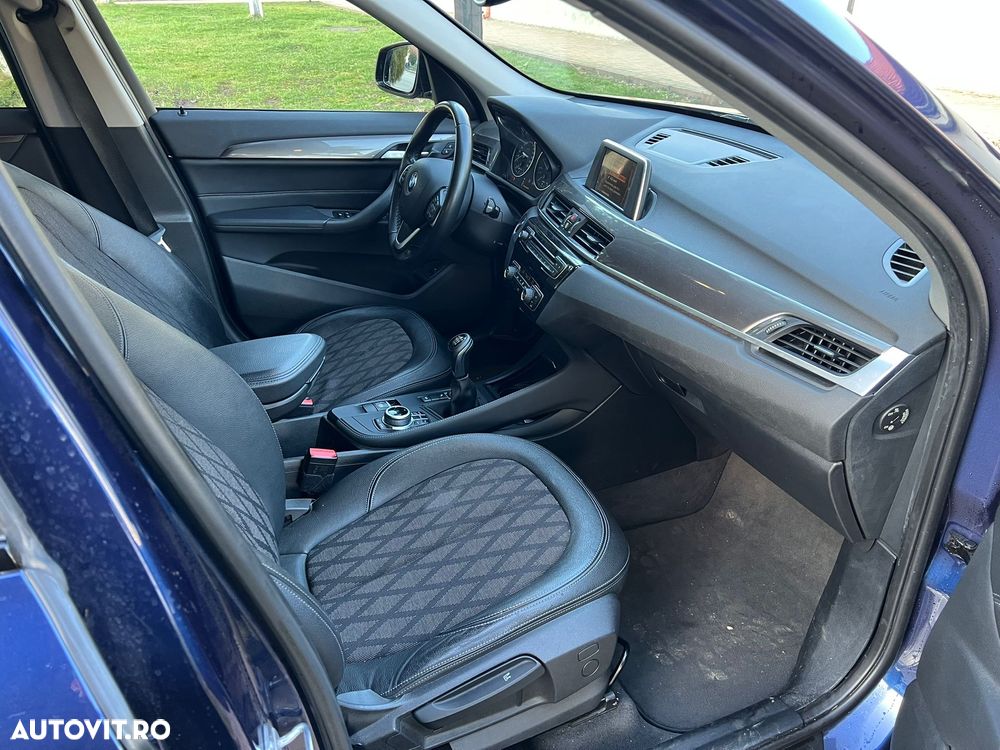 BMW X1 xDrive20d xLine - 6