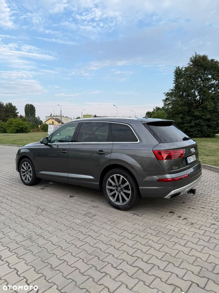 Audi Q7 - 4