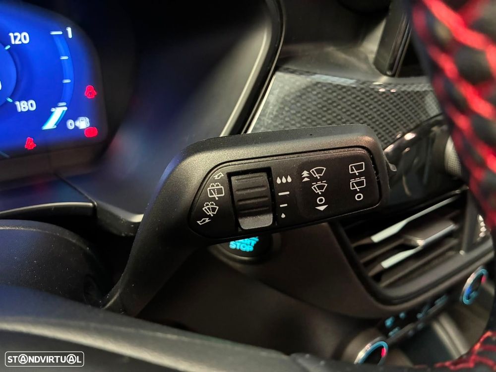 Ford Kuga 2.5 PHEV ST-Line - 28