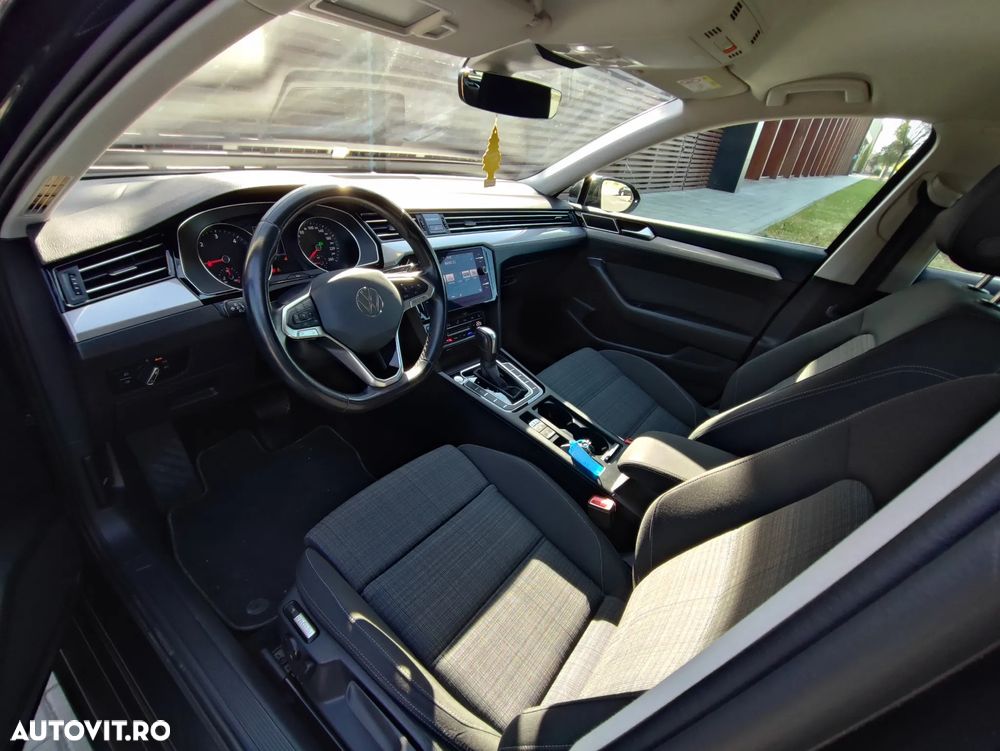 Volkswagen Passat 2.0 TDI SCR DSG Business - 25