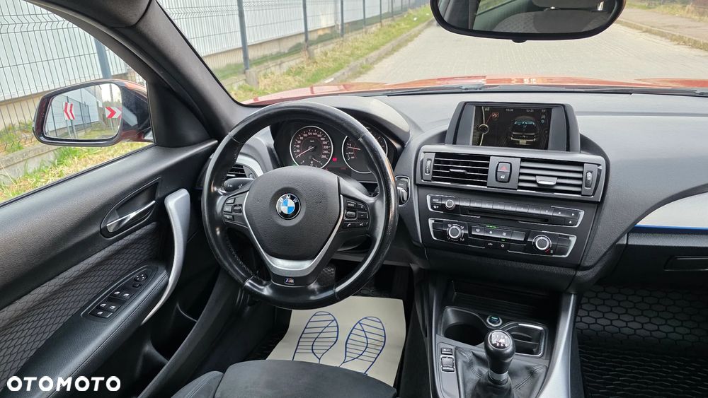 BMW Seria 1 118i Sport Line - 7