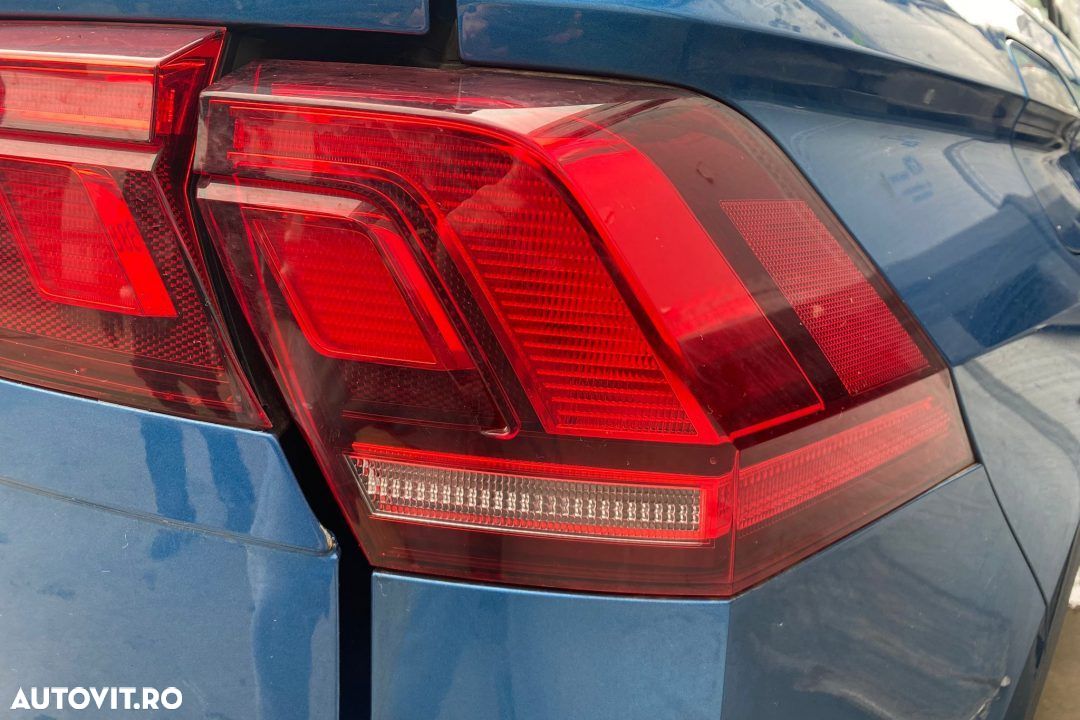 STOP DREAPTA LED PE CAROSERIE VW TIGUAN 5N 2018 - 1