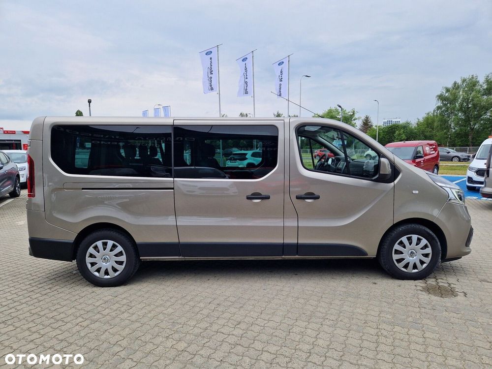 Renault Trafic - 12