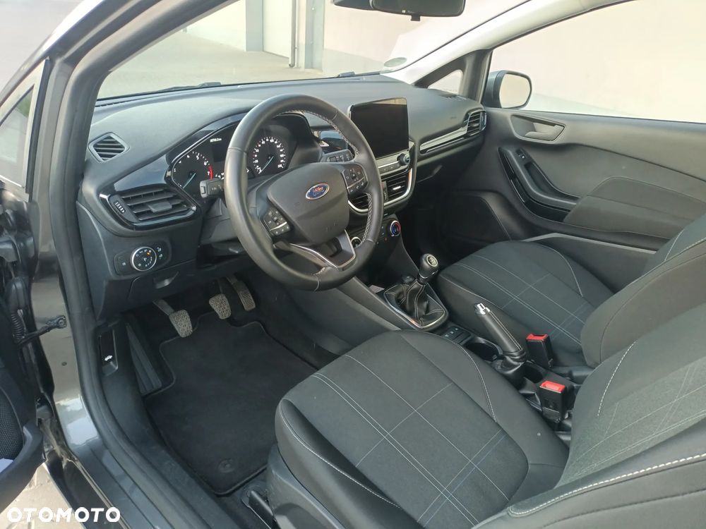 Ford Fiesta 1.1 S&S COOL&CONNECT - 12