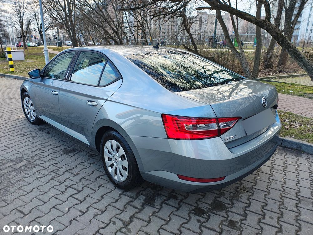 Skoda Superb 1.4 TSI ACT Active - 4