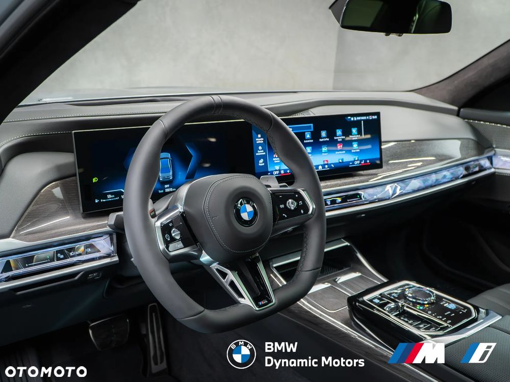 BMW Seria 7 740d xDrive - 17