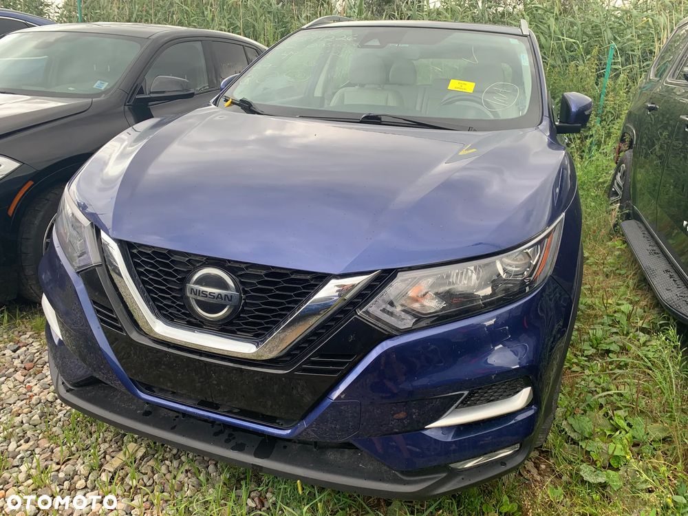 Nissan Qashqai - 2