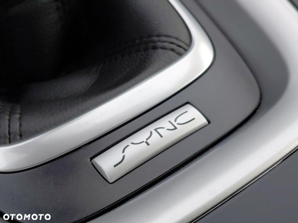 Ford Mondeo - 28