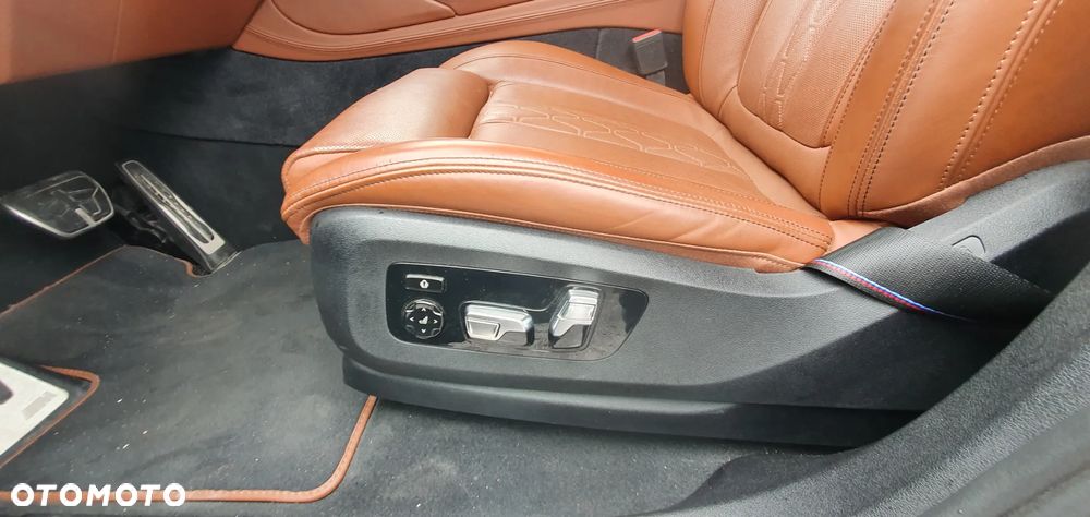 BMW i4 - 5