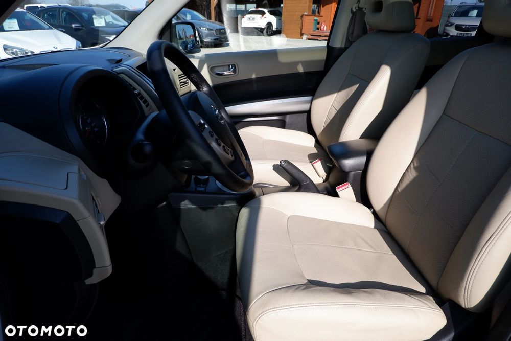 Nissan X-Trail 2.0 dCi 4x4 DPF Automatik Platinum - 27