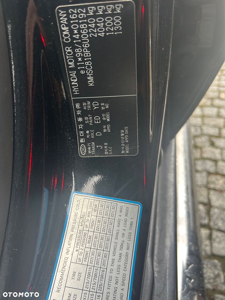 Hyundai Santa Fe 2.4 4WD GLS - 24