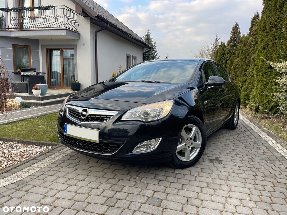 Opel Astra 1.4 T Enjoy - 2