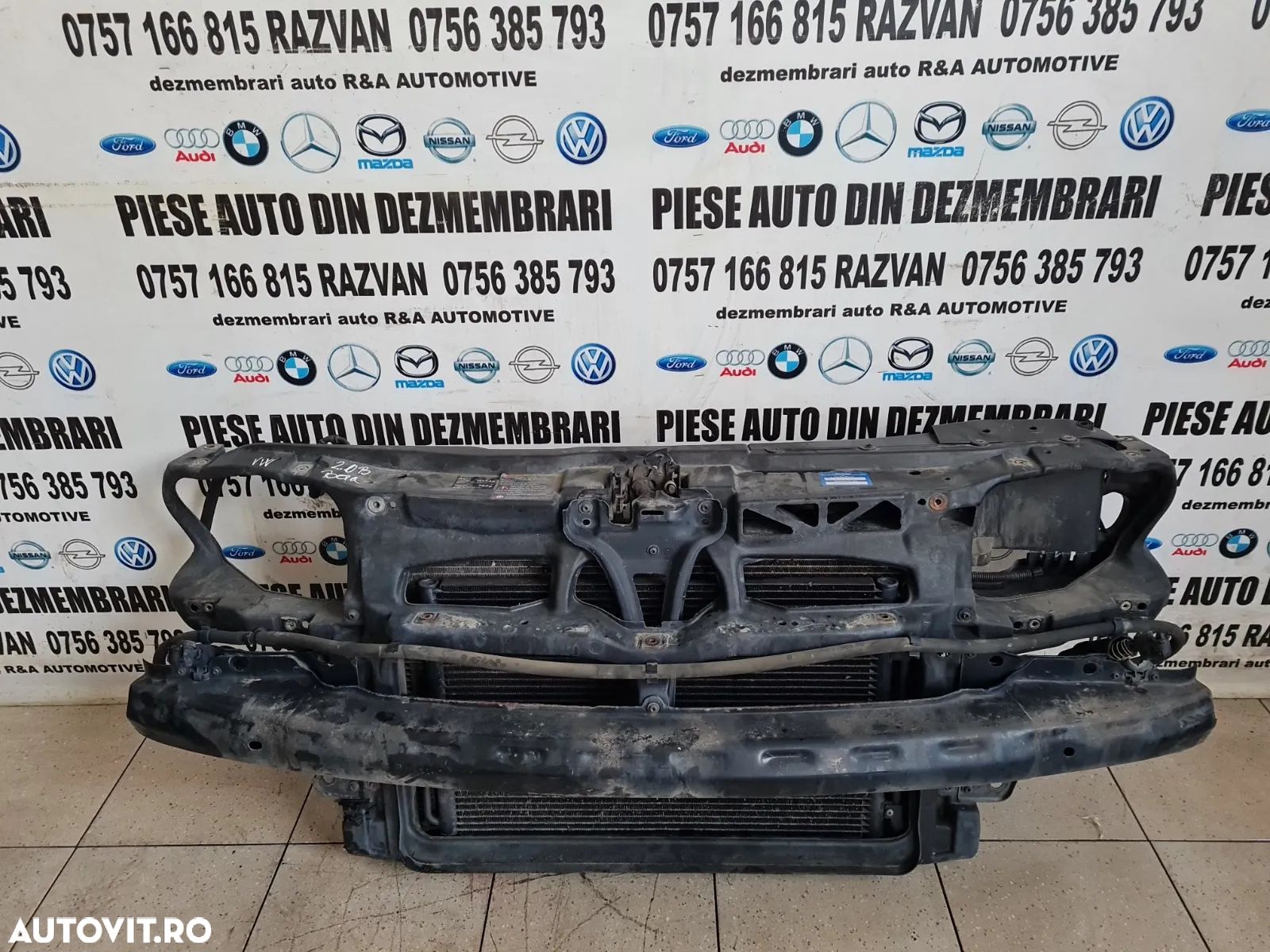 Trager Calandru Fata Complect Vw Bora 2.0 Benzina Radiator Termocupla Armatura Vw Bora - Dezmembrar - 1