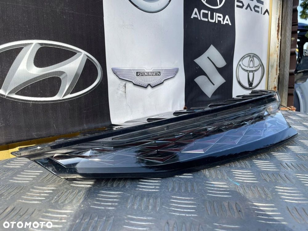 CITROEN DS7 LIFT CROSSBACK LAMPA PRAWA TYŁ 9841320380 - 2