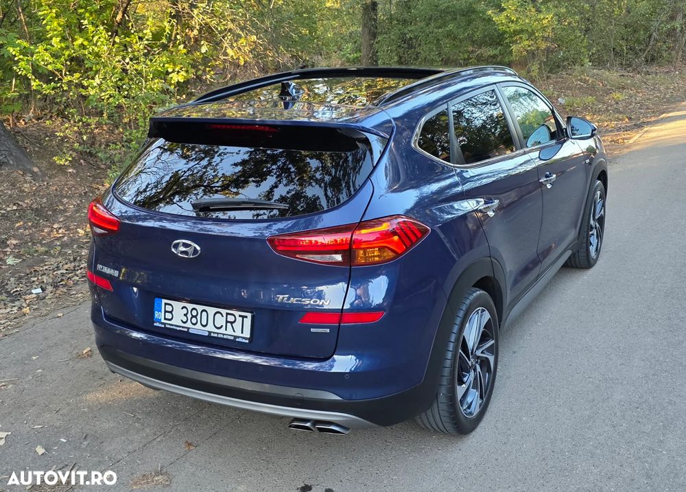Hyundai Tucson 2.0 CRDI 4WD 8AT Luxury - 2