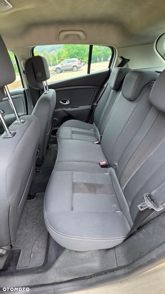 Renault Megane 1.6 16V Dynamique - 10