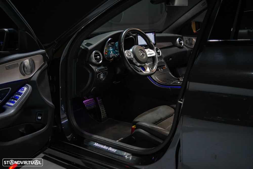 Mercedes-Benz C 300 de AMG Line - 16