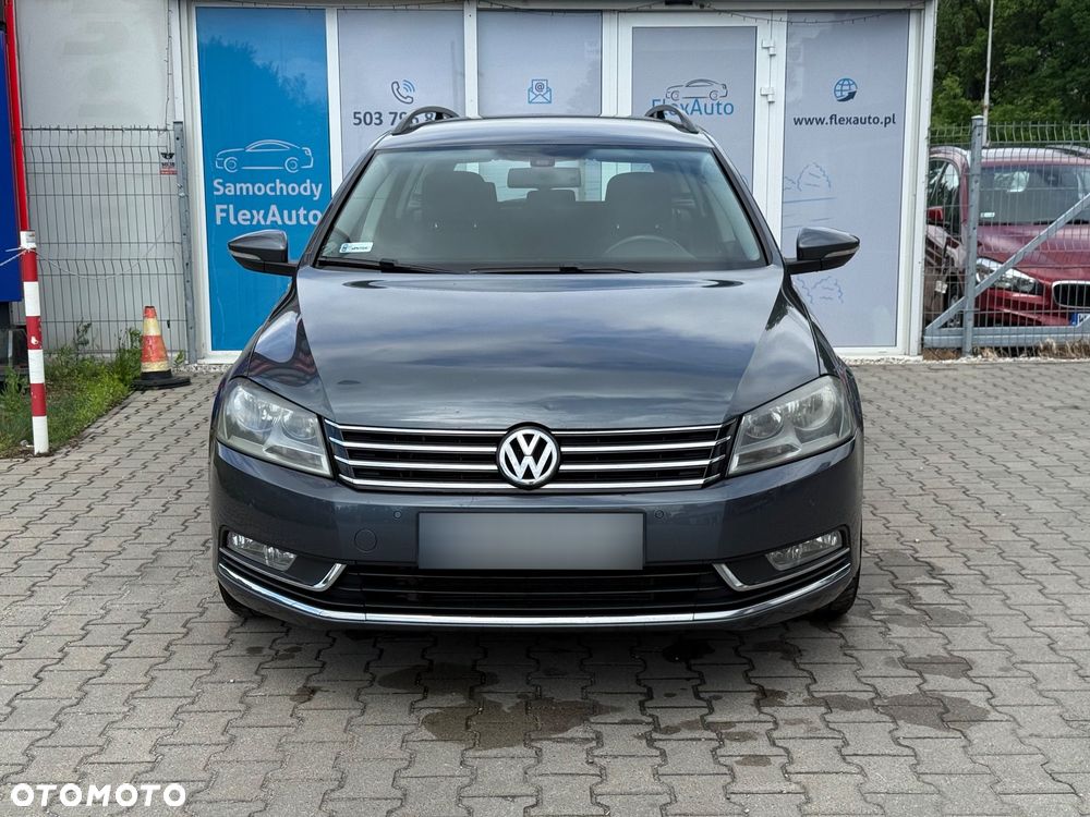 Volkswagen Passat 2.0 TDI DSG BlueMotion Technology Comfortline - 1