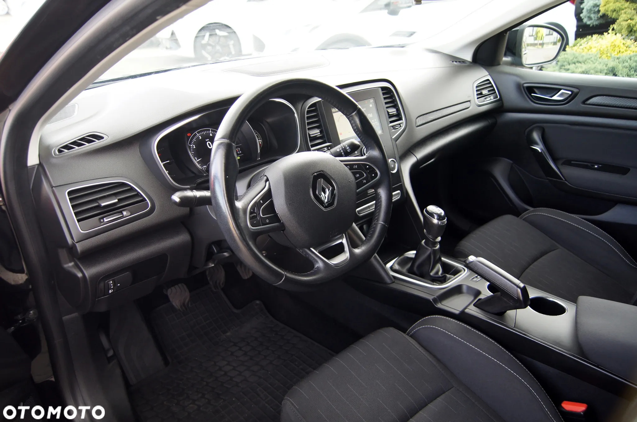 Renault Megane 1.2 Energy TCe Limited 2018 - 28