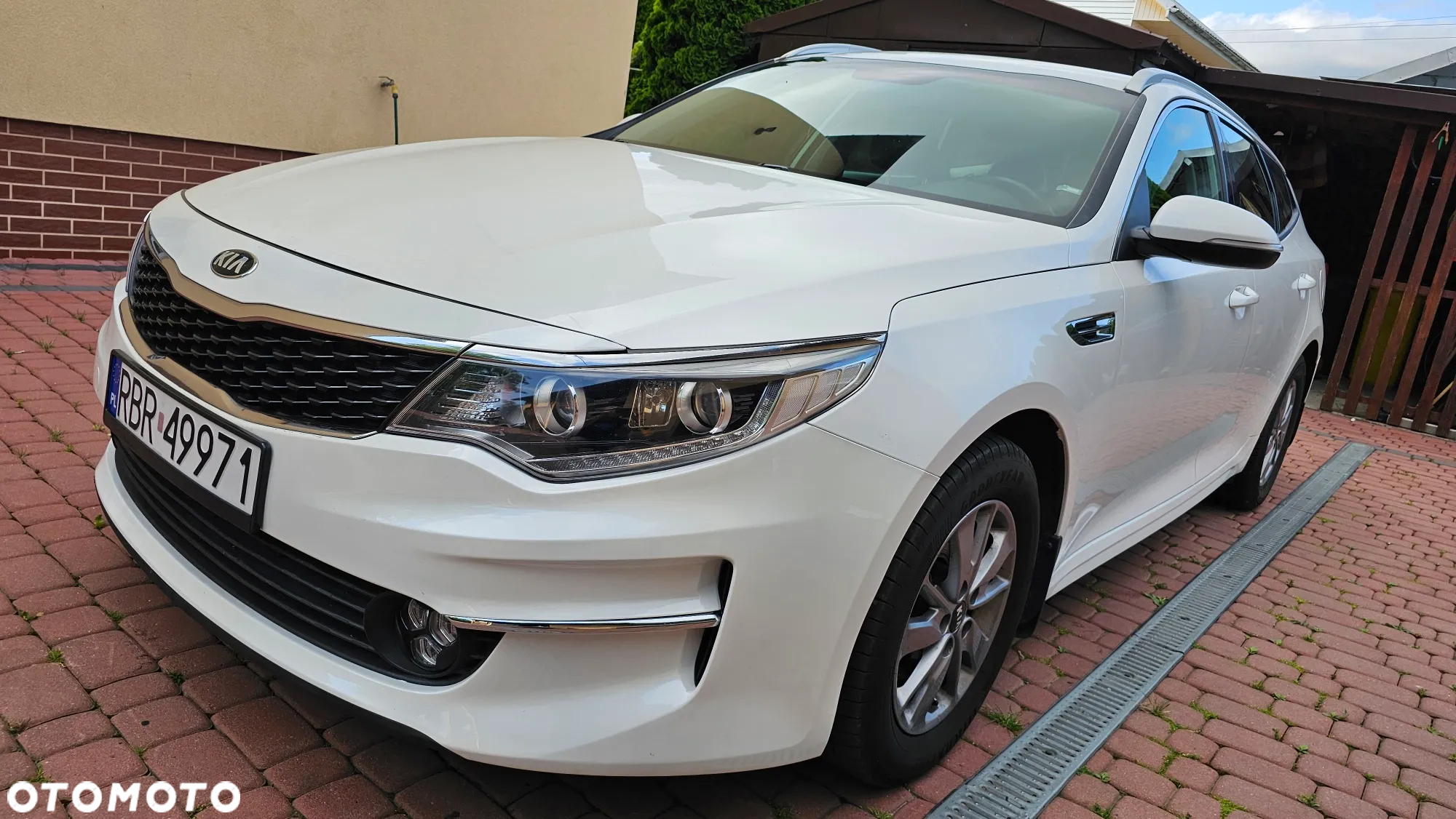 Kia Optima 1.7 CRDI L DCT - 12