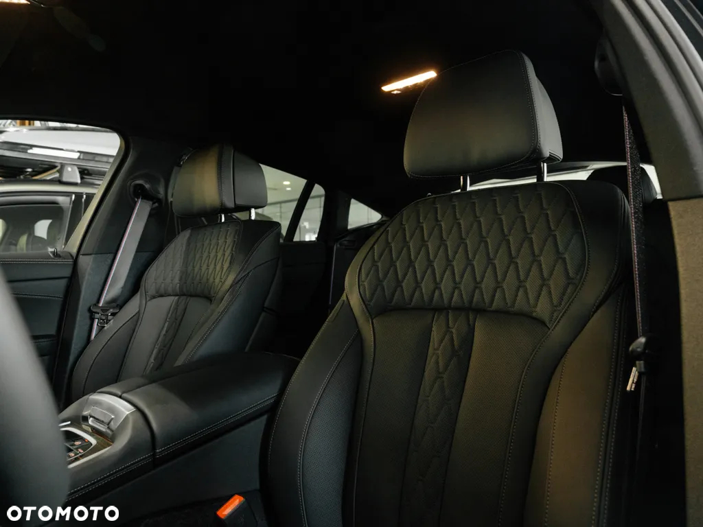 BMW X6 xDrive40i M Sport - 13