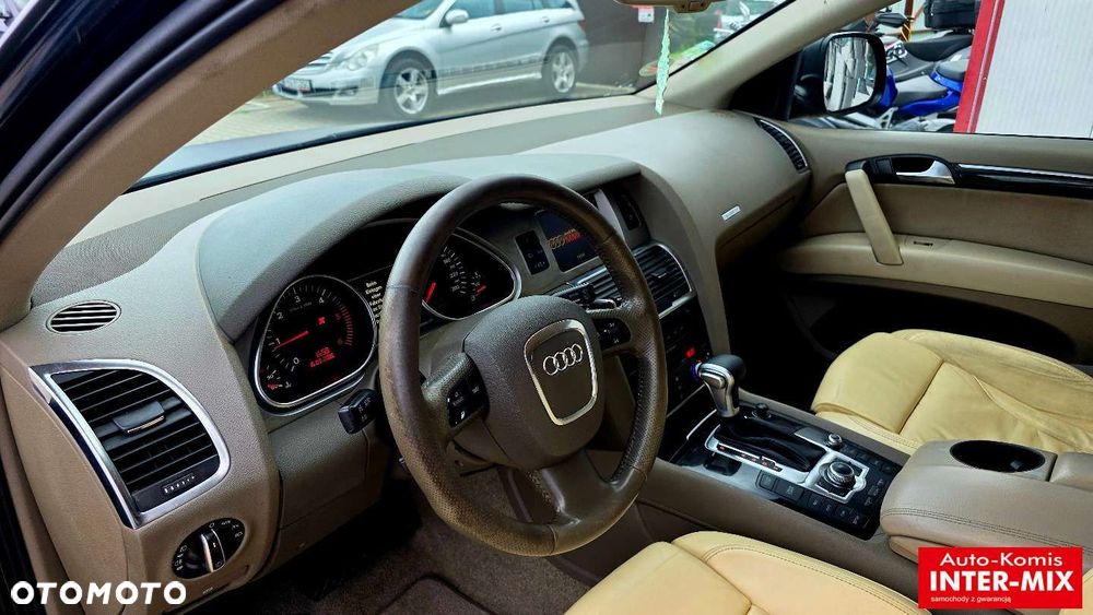 Audi Q7 - 8
