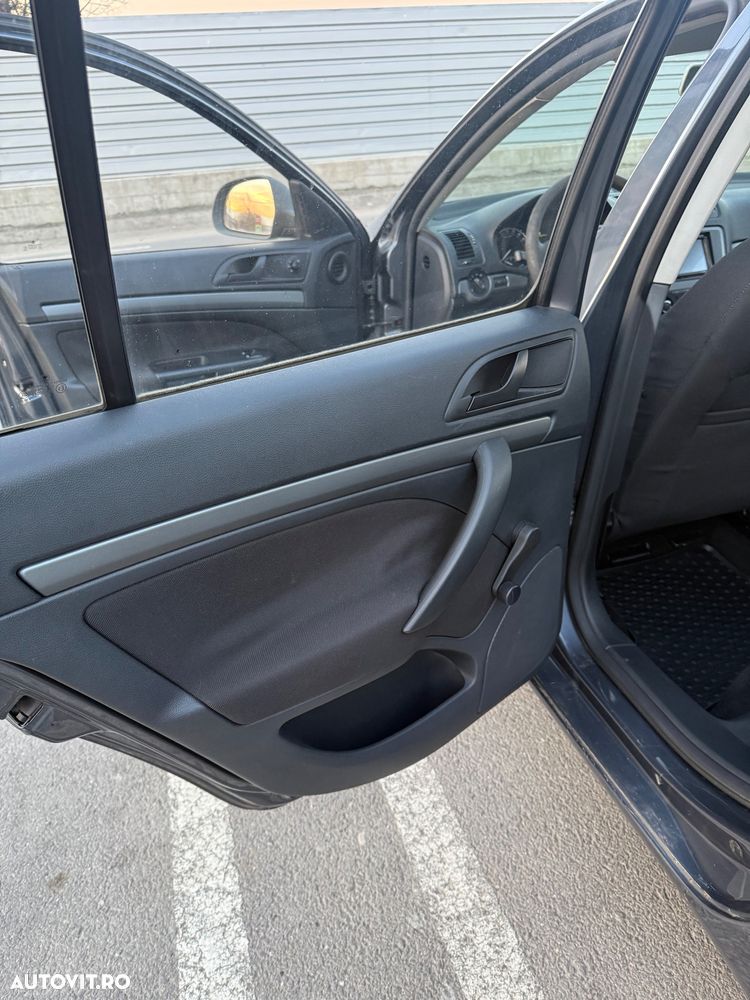 Skoda Octavia 1.6 TDI DPF Classic - 9