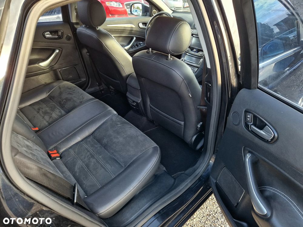 Ford Mondeo 2.5 Titanium X - 31