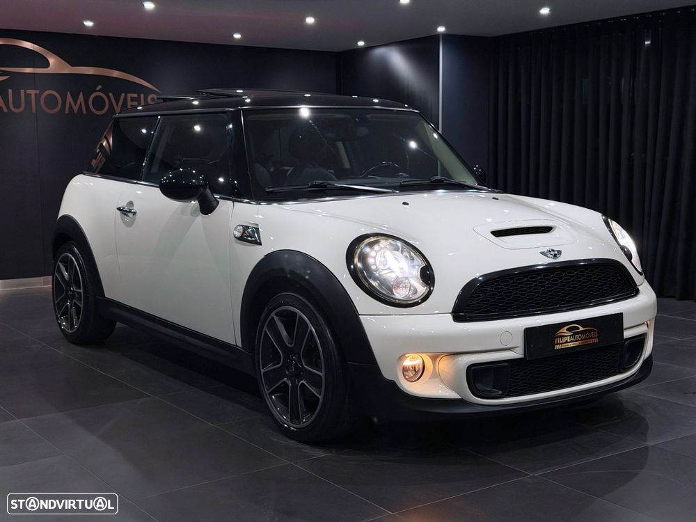 MINI 3 Portas Cooper S - 9