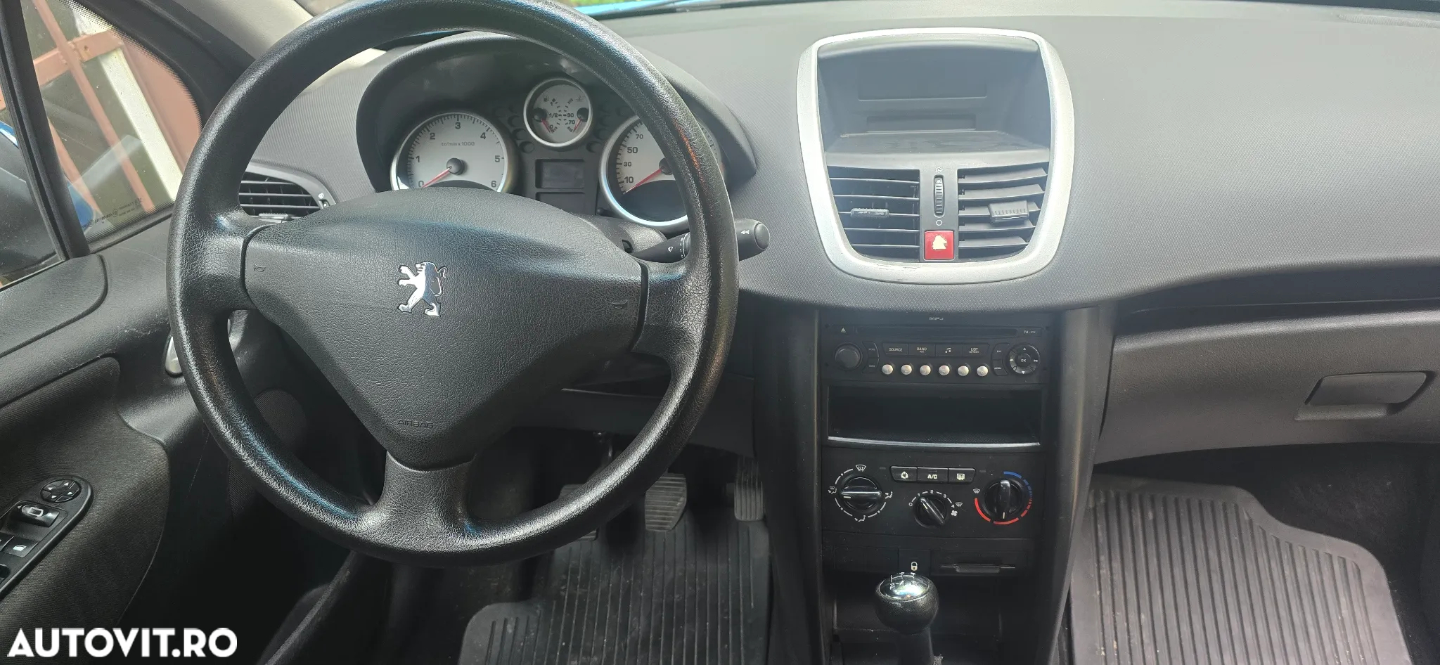 Peugeot 207 1.6HDI Premium - 3