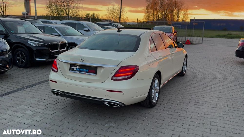 Mercedes-Benz E - 6